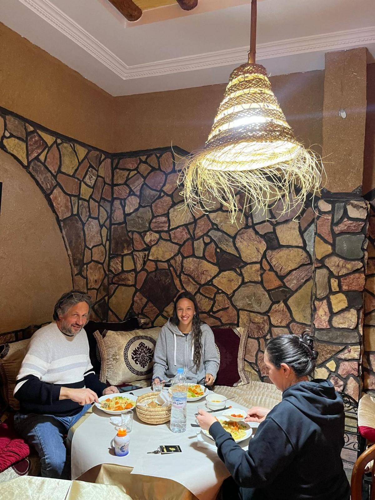 Hotel Restaurant Ali Мідельт Екстер'єр фото